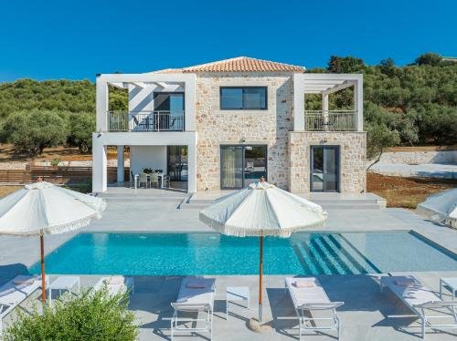 private pool villa  zakynthos tragaki